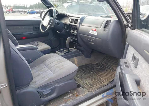 2000 Toyota Tacoma Prerunner V6 from USA, damaged, VIN 4TASN92NXYZ671119